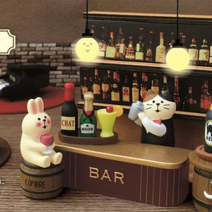 Artículos Japoneses Qingh: Miniatura de Gato Barman, Decoración de Conejo, Artesanía de Resina, Pequeños Adornos, Hechos a Mano - Product Image 1