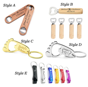 Porte-clés décapsuleur personnalisé avec logo, en laiton estampé à chaud, émail souple, dôme en époxy, bord métallique en relief, gravure séquentielle au dos - Product Image 6