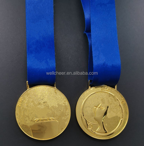 Les médailles des <span class=keywords><strong>Champions</strong></span> de la <span class=keywords><strong>Ligue</strong></span> Europa <span class=keywords><strong>2023</strong></span>, les médailles des <span class=keywords><strong>Champions</strong></span> du West Ham, souvenirs pour fans, en stock - Product Image 5