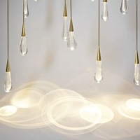 Lustre d'escalier en forme de goutte de pluie Météore, design moderne de Taïpeh, lampe de chevet LED, lampe en cristal, lampe en fer pour hôtel