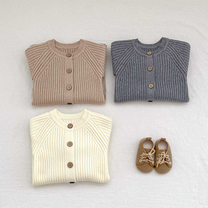 Combinaison pour bébé en tricot de style minimaliste, couleur unie, mignonne, vêtements de boutique pour nouveau-nés de 6 à 9 mois, approvisionnement ODM - Product Image 4