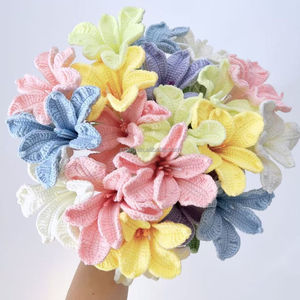 Fiori di Lana Lavorati a Mano all'Ingrosso per Fabbriche OEM, Bouquet di Fiori Intrecciati, Steli di Fiori per Decorazioni di Negozi di Fiori, Fiori all'Uncinetto - Product Image 4
