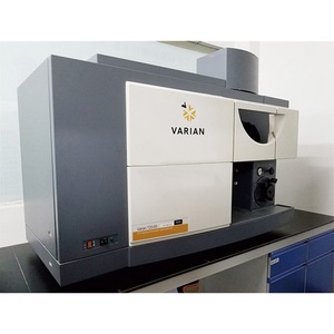 Spectromètre d'émission optique ICP Varian 720-ES pour analyse en laboratoire - Product Image 2
