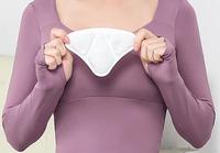 Machine de fabrication de patchs chauffants automatiques et stables pour soulager les douleurs menstruelles et les douleurs générales