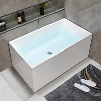Baignoire autoportante moderne en acrylique pour usage domestique et hôtelier, baignoire rectangulaire monobloc sans joint à parois fines pour immersion profonde