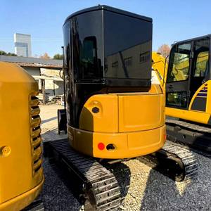 Mini-excavatrice CAT 303.5E d'occasion en stock, petite machinerie à bas prix pour l'entretien des jardins et la construction agricole - Product Image 1