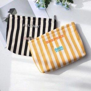 Hot WholeSale Eco-friendly High Quality Promotional Custom Canvas Cotton Cosmetic Bags With Logo - Product Image 2