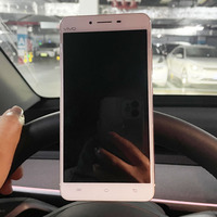 Portable monobloc 360 degrés rotatif sangle support à dégagement rapide voiture volant de stationnement support de téléphone magnétique caractéristique Stable