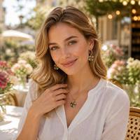 Juego de Joyería Floral de Acero Inoxidable Dorado con Esmalte, Collar con Colgante de Flor y Pendientes de Aro, Hipoalergénico, Regalo OEM