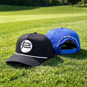 Casquettes de golf pour hommes en polyester perforé au laser avec logo en PVC, casquettes de baseball sportives personnalisées à fermeture snapback, vente en gros pour designers - Product Image 1