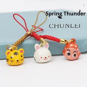 Lindo colgante de campana de dibujos animados japoneses con cordón, accesorios de campana pequeña, colgante de teléfono, llave, Correa antipérdida, aleación de Zinc ecológica - Product Image 4