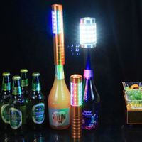 Bar boîte de nuit fête fournisseur en alliage d'aluminium Rechargeable LED clignotant bâton Champagne bouteille stroboscopique bâton LED Sparkler lumière