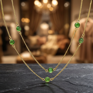 Collier double couche unisexe en or plaqué 14 carats avec pierres vertes, bijoux décontractés et sportifs - Product Image 2