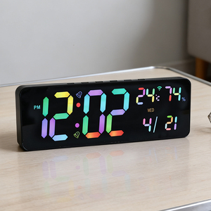 Reloj de Pared LED Digital de 14 Pulgadas con Control Remoto, Fabricante de Relojes de Pared LED RGB con Cambio de Color, Alarma, Calendario, Hora Automática, Temperatura y Humedad - Product Image 3
