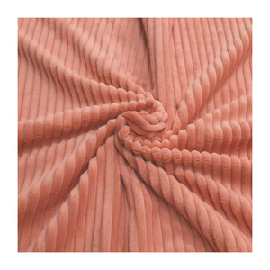 Manta y <span class=keywords><strong>Abrigo</strong></span> de Franela de Doble Cara con Diseño Popular de Muñeca de Niña Kingcason, Tela 100% Poliéster Estampada a Rayas - Product Image 4