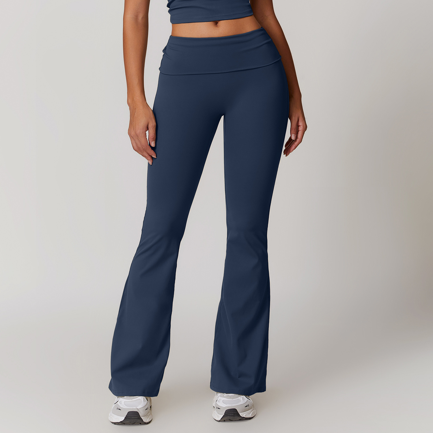 Badge blue pants
