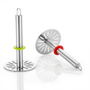 Écrase-pommes en acier inoxydable avec anneau en silicone et poignée réglable, outil de cuisine - Product Image 1