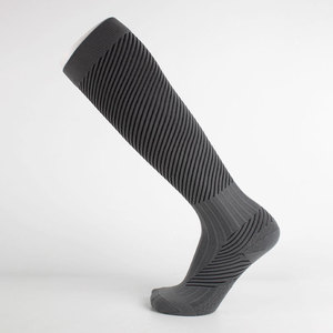 Chất Lượng Cao Tùy Chỉnh Nhà Máy Thể Thao Tốt Nghiệp Lớp <span class=keywords><strong>1</strong></span> 15-20 Mmhg Thể Thao Terry Nylon Đầu Gối Cao Nén Vớ Vớ - Product Image 1