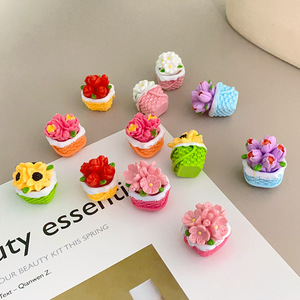 Miniature Flower Baskets Epoxy Resin DIY Jewelry Set Tabletop Decor Irregular Shape Handmade Craft Kit - Product Image 4