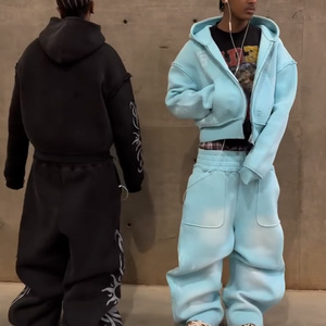 Conjunto de Sudadera con Capucha y Pantalones Deportivos Personalizados con Estampado Vintage Lavado al Ácido - Product Image 3