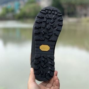 Nouvelles Chaussures de Randonnée et de Sport Tout-Terrain Personnalisées pour Adultes, Anti-choc et Anti-collision, Idéales pour la Montagne et l'Automne, en Cuir Véritable - Product Image 4