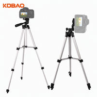 Trépied en alliage d'aluminium pour projecteur, support de téléphone portable pour diffusion en direct, 3 sections, support pour appareil photo reflex numérique, extensible jusqu'à 1680 mm, pliable, anti-bulles
