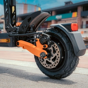 Trottinette tout-terrain Kukirin Pro Allemagne 48V 15.6Ah avec siège et suspensions - Product Image 4