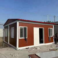 Vorgefertigtes Haus mit Holzmaserung-Verkleidung, Giebeldach, Französischer Glastür mit Großen Fenstern für Garten und Familienwohnen