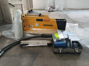 SOOSAN Sb20 Cuerpo principal de martillos hidráulicos tipo caja disponible para excavadoras Garantía de 1 año y piezas de repuesto estándar incluidas - Product Image 6
