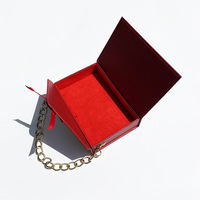 Boîte à main rigide de luxe avec impression de logo personnalisée, fabriquée par un fabricant OEM, emballage en papier, boîte cadeau pliable magnétique avec corde portable