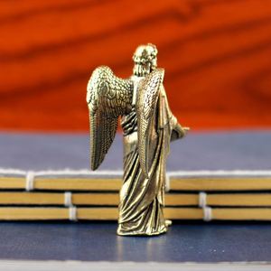 Petite figurine d'ange en métal, statue d'ange en laiton de style religieux pour la décoration de la maison et les cadeaux - Product Image 4