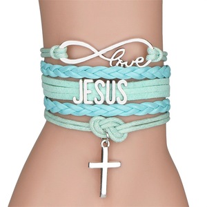 Bracelet en Cuir Multicouche « Jésus M'Aime » avec Croix, Bijou Chrétien Tendance pour Hommes et Femmes - Product Image 6