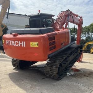 Excavadora de cadenas Hitachi modelo 2022, 20 toneladas de peso operativo, certificada, con cazo de excavación, color naranja, equipo de construcción - Product Image 4