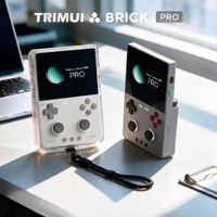 TRIMUI BRICK PRO 2026 Consola de Juegos Retro Portátil Android Estilo PSP de Código Abierto con Pantalla de 3.95 Pulgadas, Regalo