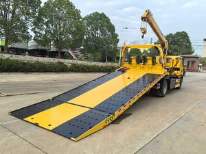 Grúa de plataforma plana de acero Foton de 5 toneladas con grúa multifuncional para asistencia en carretera, remolque de plataforma baja para recuperación de vehículos - Product Image 3