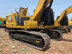 Offre Spéciale : Excavatrice Caterpillar 330GC 33t, Grande Machine de Construction d'Occasion avec Moteur Kawasaki et Vanne, Certifiée CE EPA, à Vendre - Product Image 2