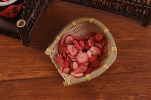 High Quality Freeze-Dried <strong>Strawberry</strong> Slice No Sugar for Iced Brew Fruit Tea Snack Ingredient Bulk Pack - Product Image 4