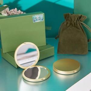 Factory Custom Modern Advanced Small Gold Plated Compact Mirror Portable Foldable Cosmetic Zinc Metal Makeup Promotion Set ANZ