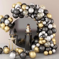 Kit de 97 ballons noirs et dorés pour guirlande d'arche, idéal pour la décoration de fond de mariage, d'anniversaire et de fête de remise des diplômes