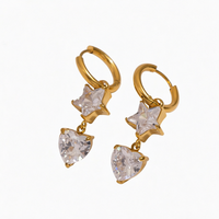 Boucles d'oreilles pendantes Gaovo Light Luxury Star Heart, plaquées or 18 carats, en acier inoxydable, polyvalentes pour un usage quotidien, bijoux d'oreille tendance pour femmes
