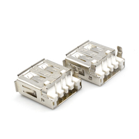 Connecteur de prise femelle de Type A USB Offre Spéciale à 4 broches à Angle droit Standard 2.0 échantillon gratuit 30V 1,5a