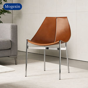 Chaise de banquet de luxe italienne en cuir et acier inoxydable, petite chaise d'appoint parisienne moderne pour la maison, le bureau ou le bar. - Product Image 4