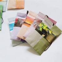 Faveurs de mariage pot-pourri dans un petit sac