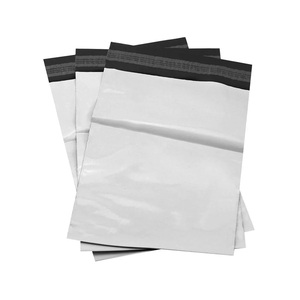 Sobres de Poliéster Resistentes y Ligeros para un Embalaje Seguro y Protección de Entrega para Comercio Electrónico y Uso de Mensajería - Product Image 2