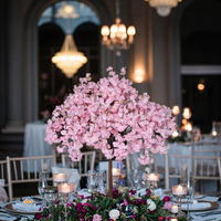 Vente en gros de centre de table à fleurs roses pour décoration d'événement de mariage d'intérieur J02 Fausses fleurs de cerisier artificielles