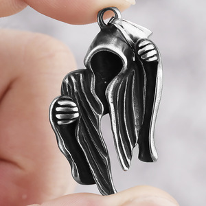 <span class=keywords><strong>La</strong></span> <span class=keywords><strong>mort</strong></span> vient simple crâne pendentif titane acier inoxydable collier à <span class=keywords><strong>la</strong></span> mode <span class=keywords><strong>papillon</strong></span> conception pour hommes anniversaire - Product Image 1