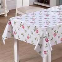 Nappe en vinyle RNPT avec grands bouquets de roses rouges imprimés au laser, support en PVC blanc et en tissu pour tables à manger