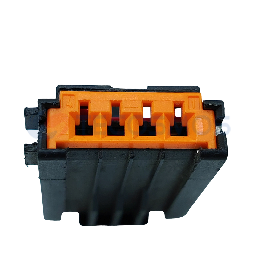 Automotive Connector Plug Waterproof Shell Suitable for car 4-Pin Female ct4-0196m