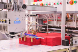 Yamaha Robot ile otomatik kutu konumlandırma sistemi | 3-Servo besleyici ve ultrasonik çift sac dedektörü - Product Image 4