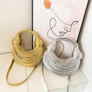 Оптовая продажа, новая роскошная дизайнерская мини-сумочка, женская сумка через плечо, плетеная вручную Женская Радужная Сумка-клатч, маленькая ручная сумка - Product Image 2